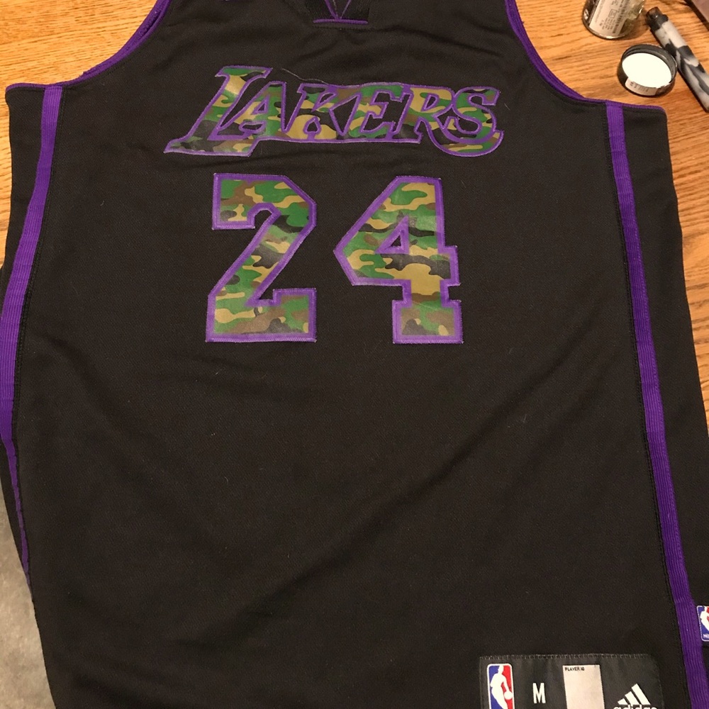 Kobe Bryant Lakers camo Jersey sz M